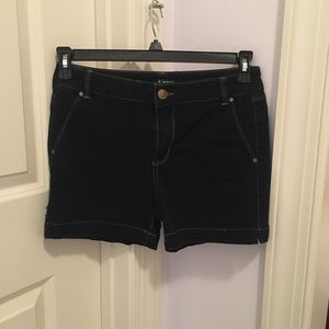 Short jean shorts